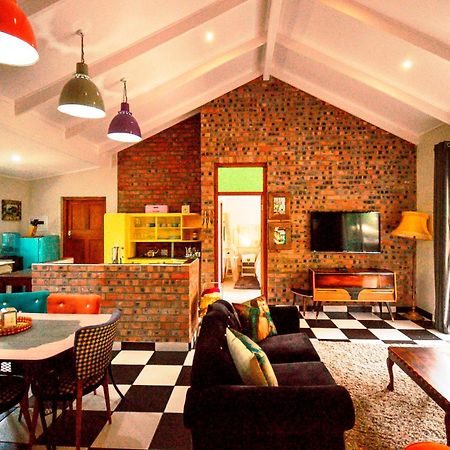 Mont Rouge Hotel Clarens Bagian luar foto