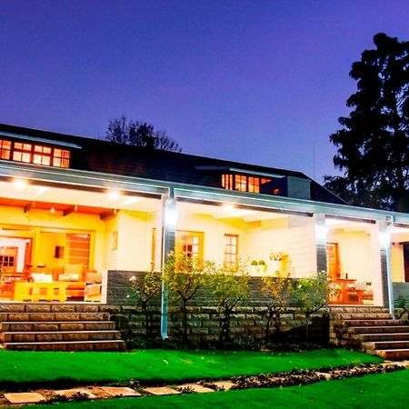 Mont Rouge Hotel Clarens Bagian luar foto