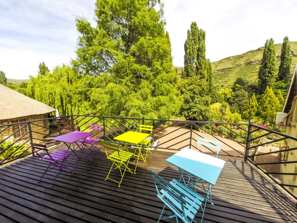 Mont Rouge Hotel Clarens Bagian luar foto