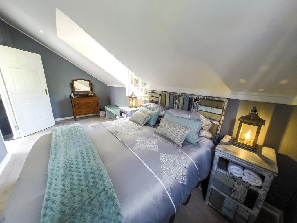 Mont Rouge Hotel Clarens Bagian luar foto