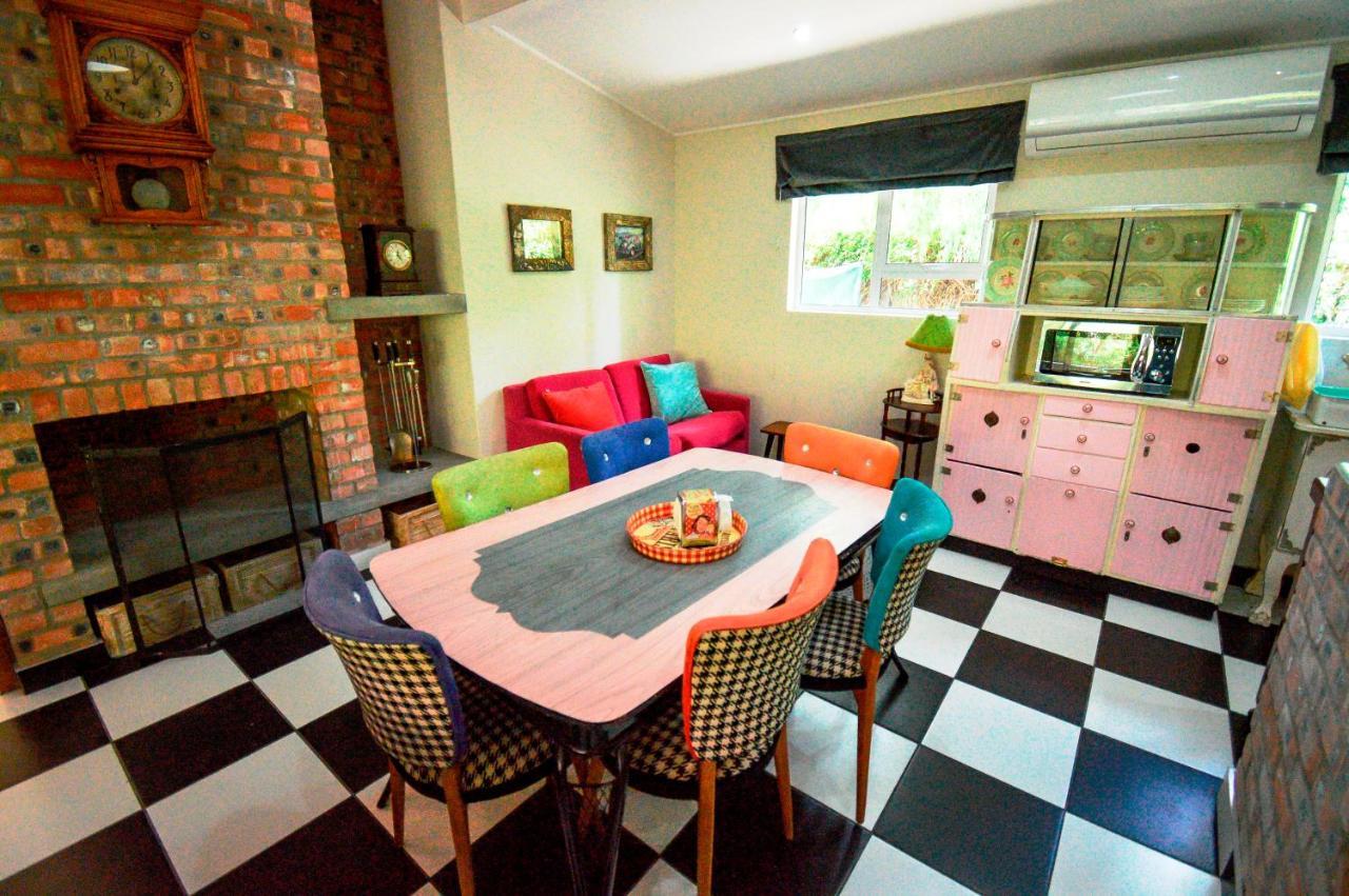 Mont Rouge Hotel Clarens Bagian luar foto