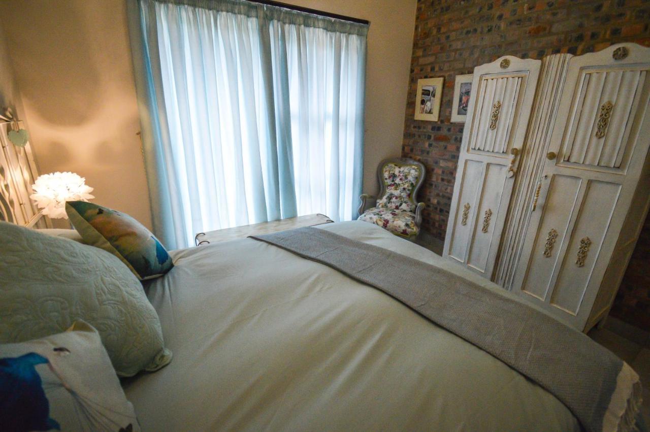 Mont Rouge Hotel Clarens Bagian luar foto