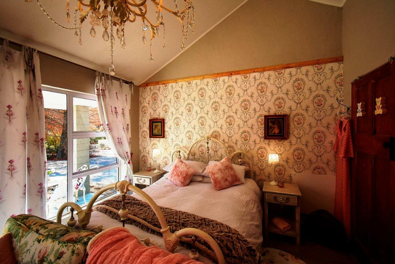 Mont Rouge Hotel Clarens Bagian luar foto