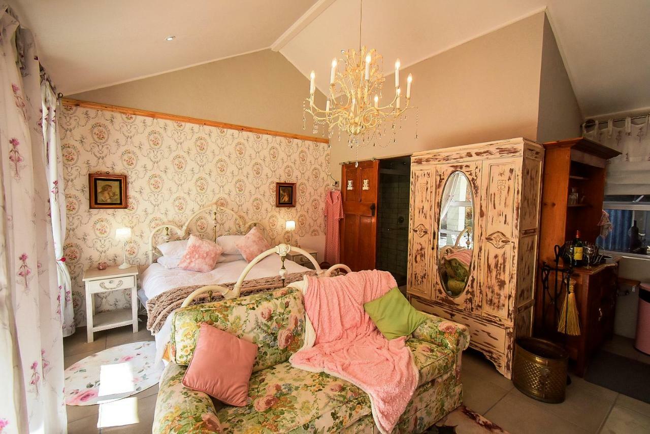 Mont Rouge Hotel Clarens Bagian luar foto